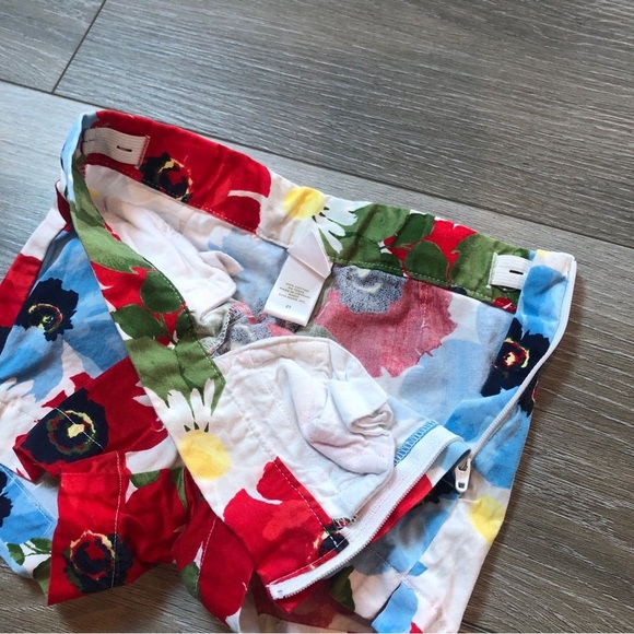 Janie And Jack Vivid Red Blue Yellow White Floral Toddler Girl Shorts Size 2T - Picture 11 of 11